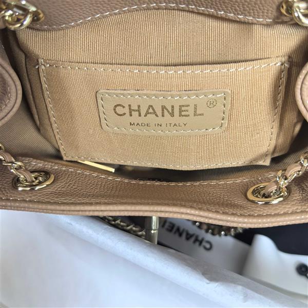 2026127213710881 700